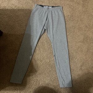 Size M women’s Nike leggings